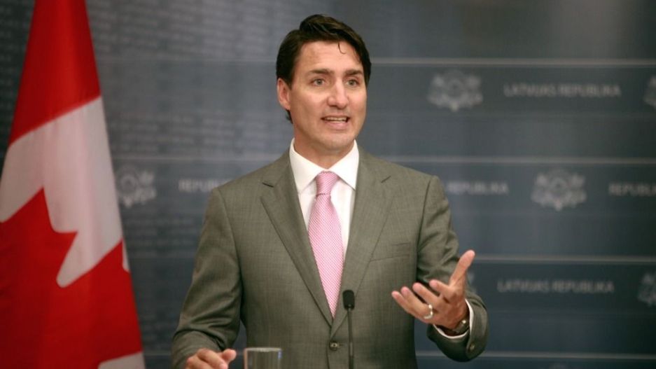 议长辞职后 加拿大总理特鲁多就“纳粹乌龙”道歉