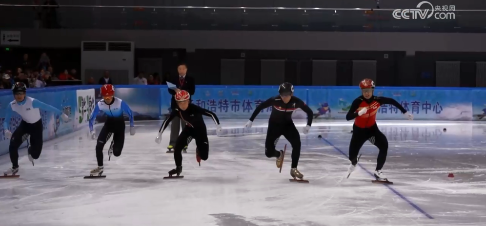 武大靖等获中国杯短道速滑精英联赛（呼伦贝尔站）小组赛第一