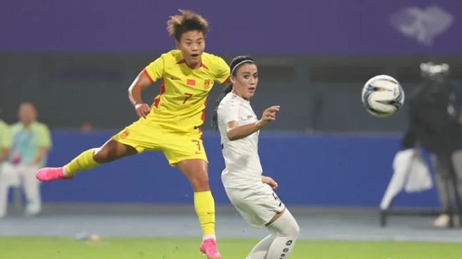晋级八强 中国女足6比0大胜乌兹别克斯坦女足